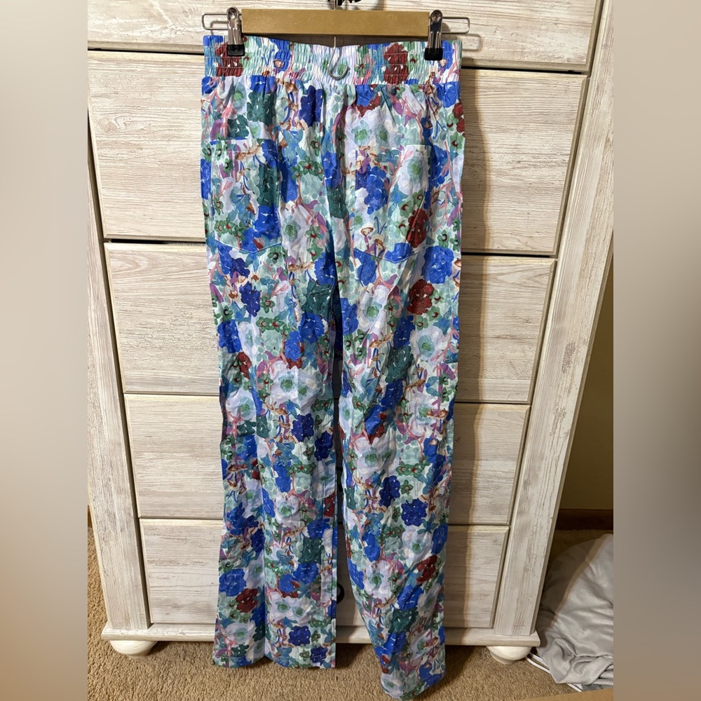 Pants - Picture 7 of 8